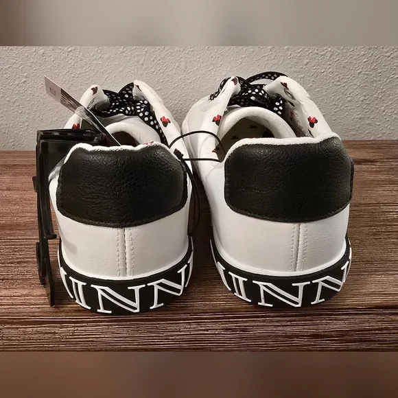 Disney Minnie Mouse Womens Shoes - White with Black Accents, New! Size 8.5 Cute - Picture 2 of 8